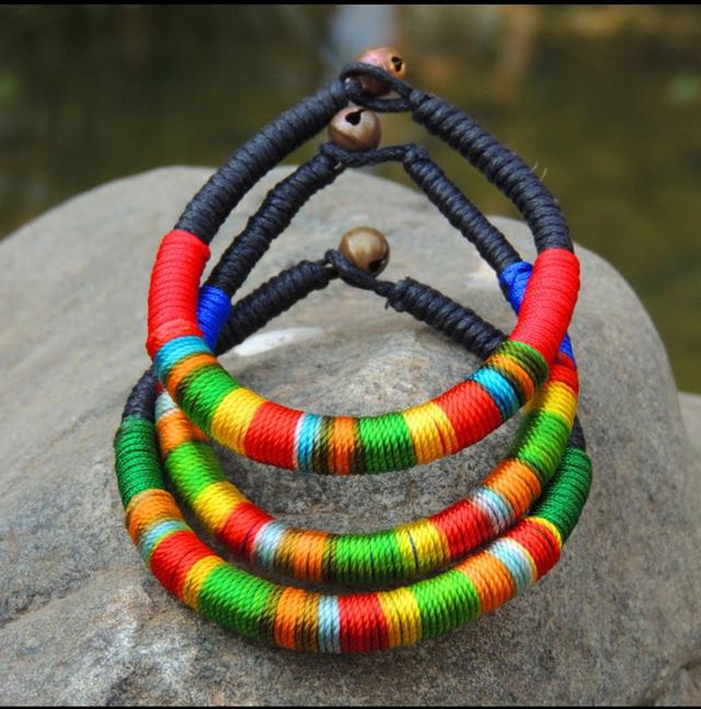 五彩绳图片_五彩绳图片真实照片